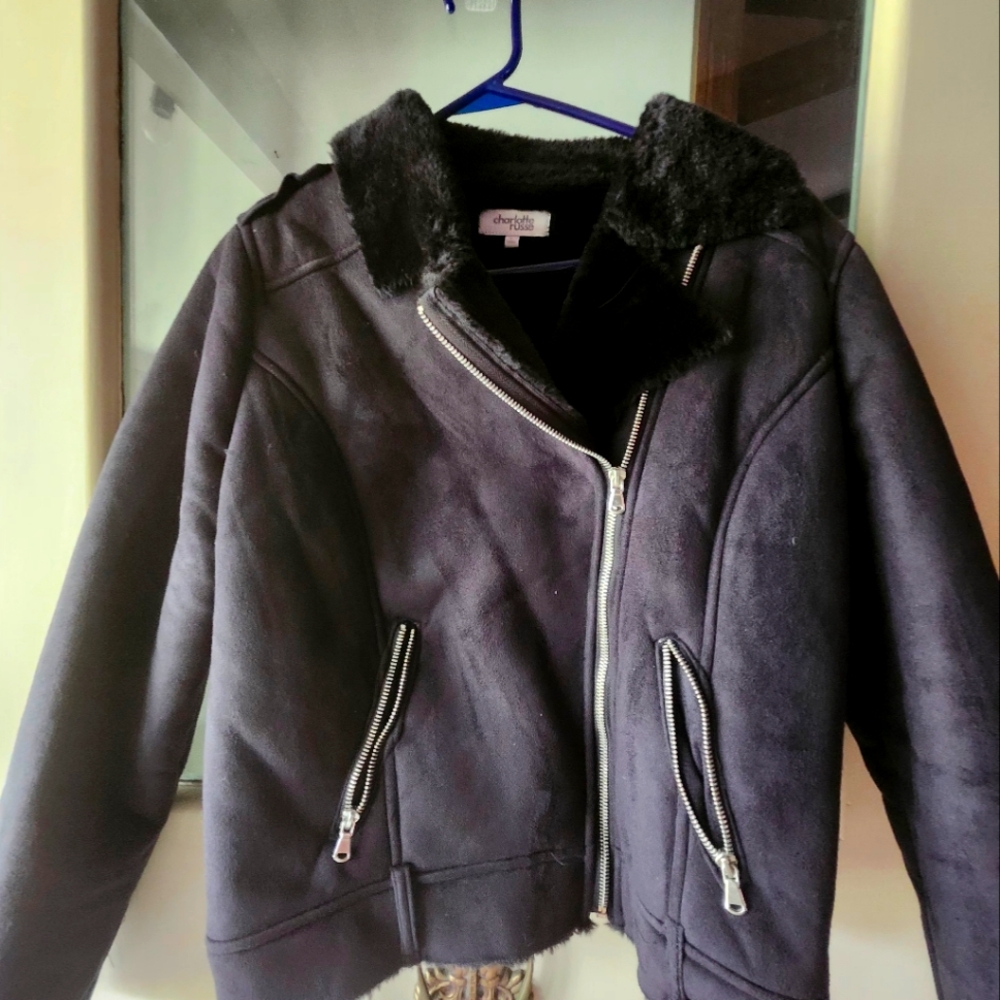 Black sporty jacket